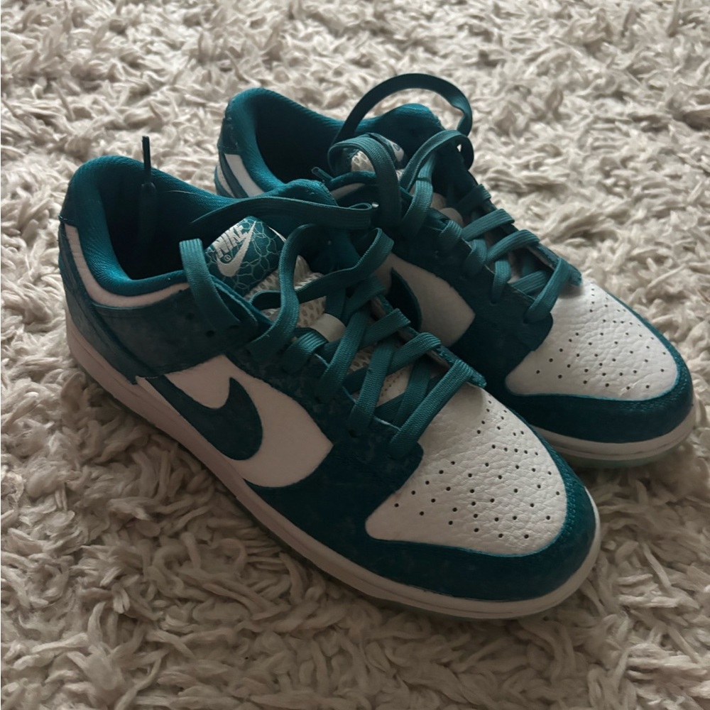 Nike Women's Dunk Low Ocean Sneakers